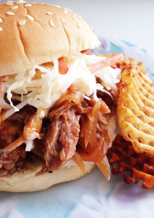簡単！プルドポークバーガー-レシピのメイン写真