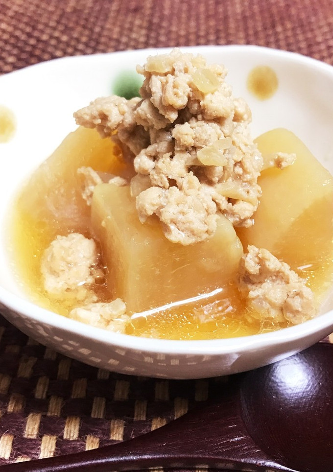おつゆも一緒に♪ 丸大根と鶏そぼろの煮物-レシピのメイン写真