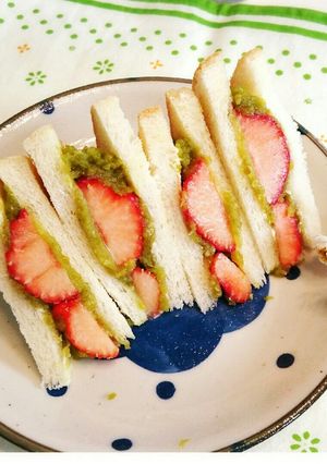 ずんだいちごサンド☆-レシピのメイン写真