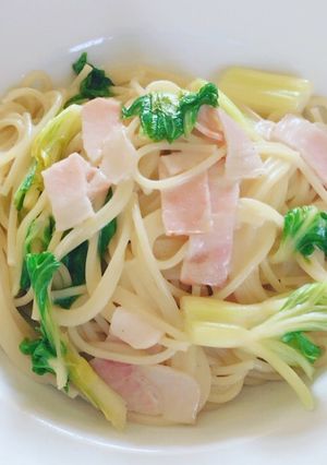 ベーコンとセロリのクリームパスタ-レシピのメイン写真