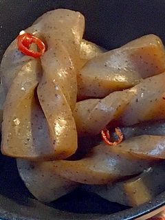 超簡単!絶品こんにゃくと煮干しの煮物-レシピのメイン写真