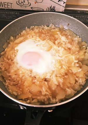 ズボラ!玉ねぎとたまごの雑炊-レシピのメイン写真