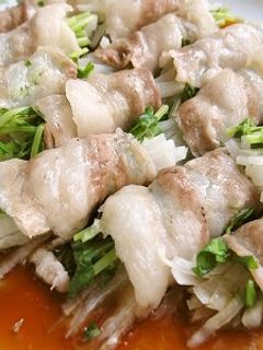 豆苗と大根の豚巻き。ポン酢ずぶずぶで。-レシピのメイン写真
