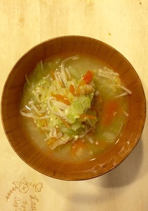 具も飲める!千切り野菜のお味噌汁。-レシピのメイン写真