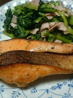厚切り塩鮭の上手な焼き方(蒸し焼き)-レシピのメイン写真