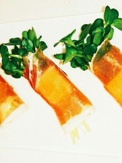 かいわれ大根とチーズの生ハム巻き-レシピのメイン写真