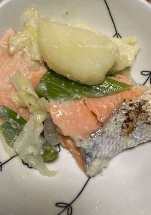 鮭と野菜の豆乳煮-レシピのメイン写真