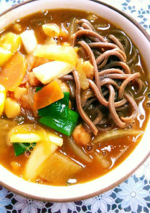 具だくさんのカレーそば!-レシピのメイン写真