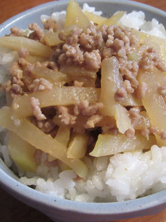 豚ひき肉と大根で絶品どーーーん!(丼)-レシピのメイン写真