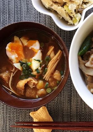 温玉(温泉卵)の赤だし味噌汁-レシピのメイン写真