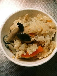 我が家のキノコとツナの炊き込みご飯♪-レシピのメイン写真