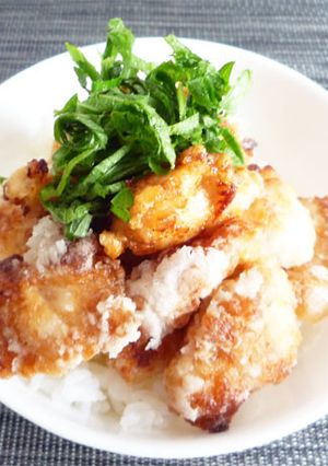 ささみ唐揚げと大葉のさっぱりボリューム丼-レシピのメイン写真
