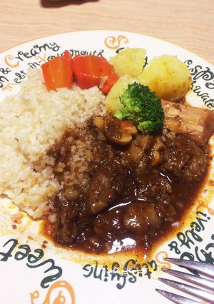 牛すじ肉でビーフシチュー-レシピのメイン写真