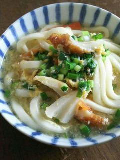 簡単☆シャンタンde卵と野菜の鍋うどん♪-レシピのメイン写真
