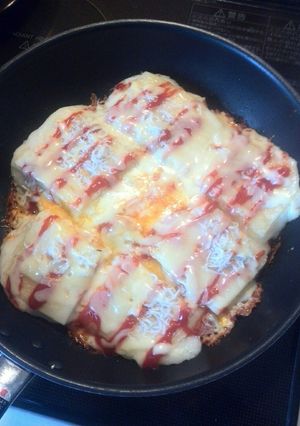 冷蔵庫にあったものでもちピザ-レシピのメイン写真
