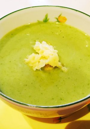 美肌☆豆乳とブロッコリーの優しいスープ-レシピのメイン写真
