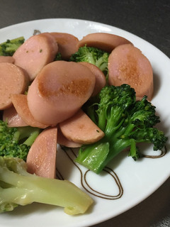 お弁当に☆ブロッコリーとソーセージ炒め-レシピのメイン写真