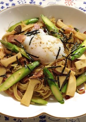 アスパラベーコンのバター醤油温玉混ぜそば-レシピのメイン写真