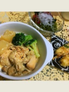 鶏肉でヘルシーな牛乳味噌煮込み-レシピのメイン写真