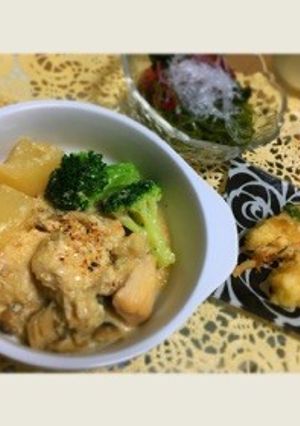 鶏肉でヘルシーな牛乳味噌煮込み-レシピのメイン写真