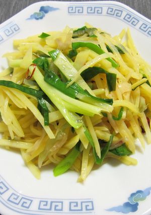 じゃがいもと搾菜のぴり辛炒め-レシピのメイン写真