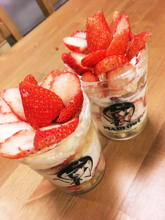 ☆市販スポンジケーキでイチゴパフェ☆-レシピのメイン写真