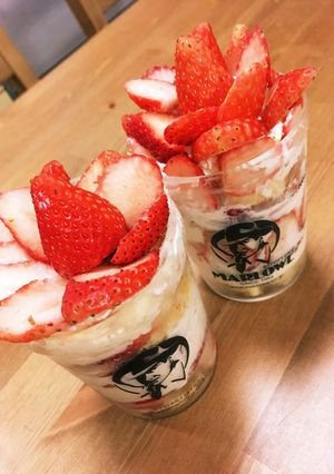 ☆市販スポンジケーキでイチゴパフェ☆-レシピのメイン写真