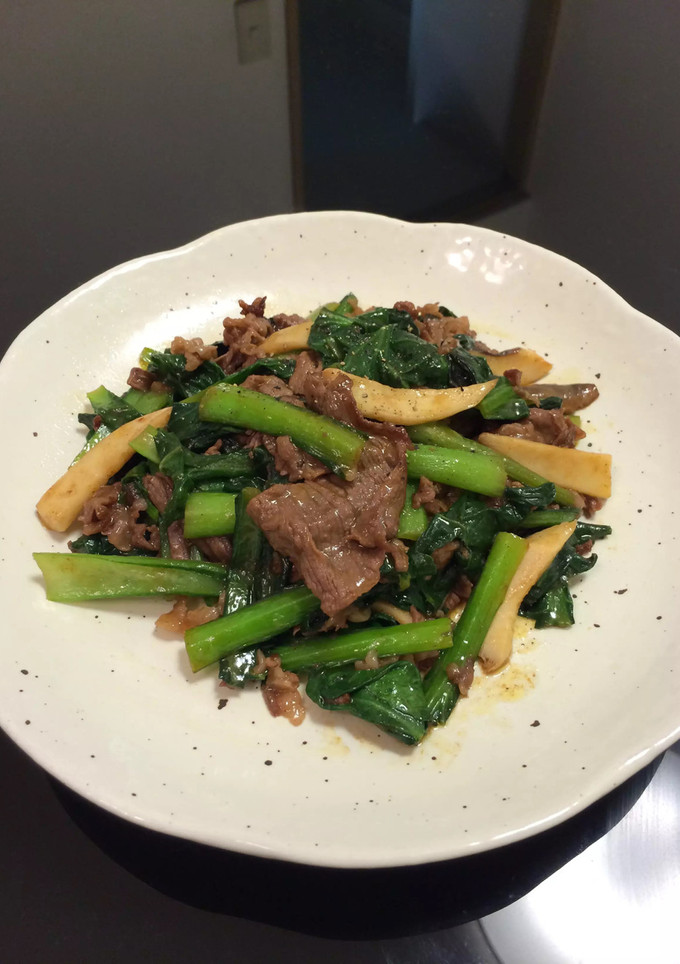 牛肉と小松菜のカレーソース炒め-レシピのメイン写真
