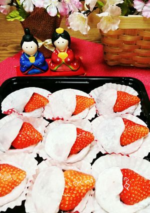 ♥レンジで簡単に♪春を感じる♥苺大福♥-レシピのメイン写真