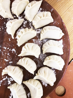 【ぷくっとした】餃子【かたち】-レシピのメイン写真