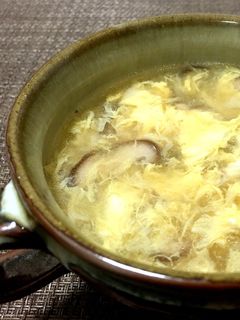 卵ふわふわ!しいたけの風味香る中華スープ-レシピのメイン写真