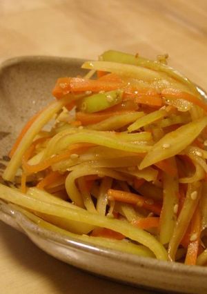 捨てちゃダメ♪大根皮のきんぴら 中華風-レシピのメイン写真
