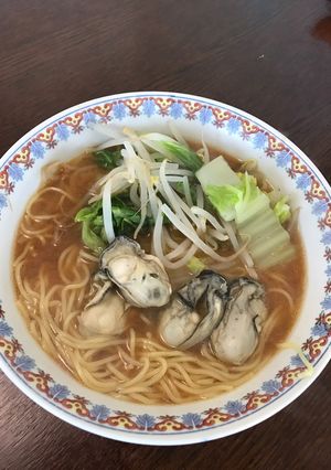 牡蠣と白菜もやしの味噌ラーメン-レシピのメイン写真