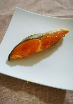 作りおきに簡単&便利♪鮭の塩焼き-レシピのメイン写真