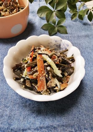 ワラビと、ひじきの和え物-レシピのメイン写真