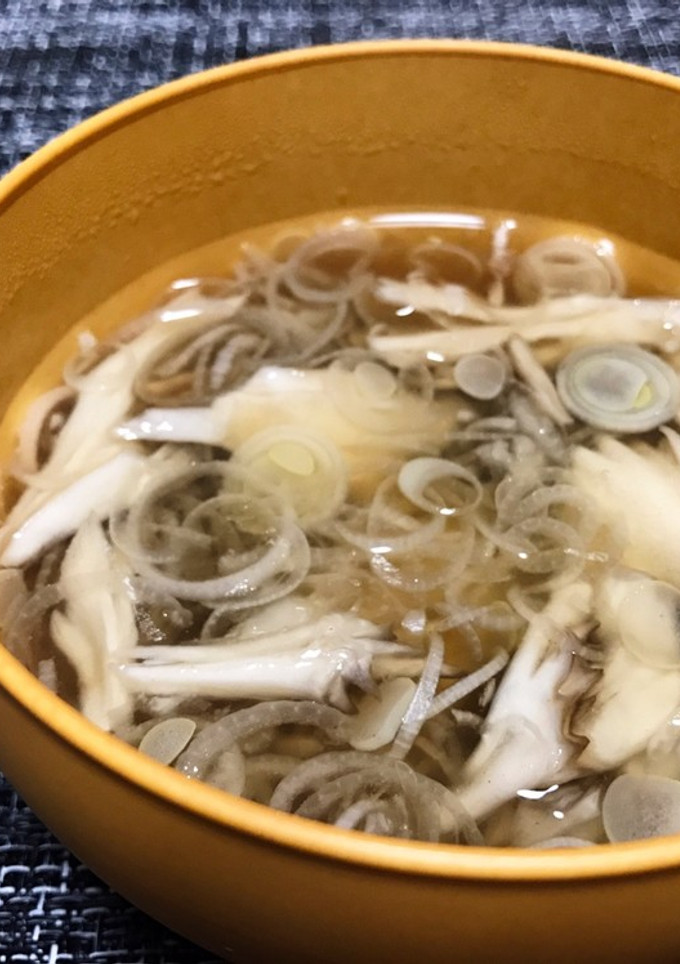 和風簡単★ねぎとまいたけの柚子胡椒の汁物-レシピのメイン写真