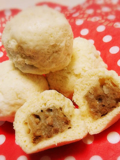 HMと市販のシュウマイでミニ肉まん☆-レシピのメイン写真