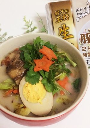 エスニック☆パクチーラーメン豚骨スープ-レシピのメイン写真