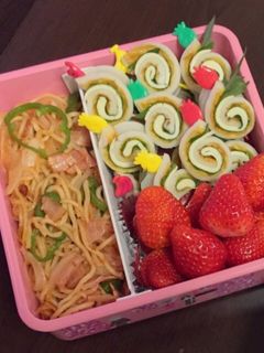 くるくる巻いて華やかに♡ちくわ大葉チーズ-レシピのメイン写真