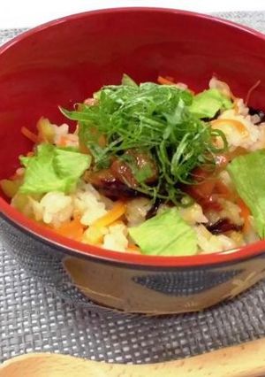簡単!! 鶏肉彩り混ぜごはん-レシピのメイン写真