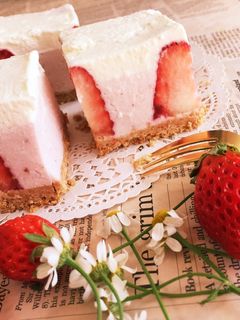 低カロリー美味♡苺ヨーグルトチーズケーキ-レシピのメイン写真