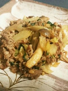 牛肉とセロリのオイスター炒め-レシピのメイン写真