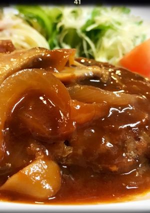 ☆簡単！ふっくらジューシーなハンバーグ-レシピのメイン写真