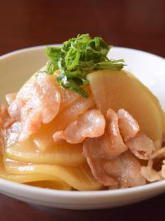 フライパンで豚バラと大根の炒め煮。-レシピのメイン写真