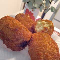 รูปของ コーンクリームコロッケ