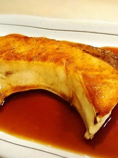 ご飯にピッタリ ぶりの照り焼きレシピ-レシピのメイン写真