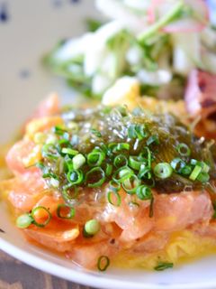 がごめ昆布とトマトのふわふわ卵炒め-レシピのメイン写真