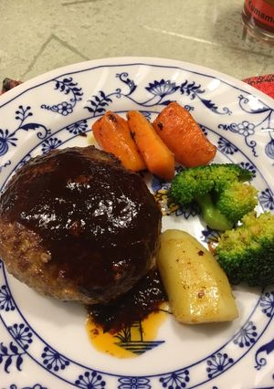 ハンバーグ-レシピのメイン写真