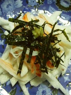 千切り長芋とカニ風味かまぼこのわさび醤油-レシピのメイン写真
