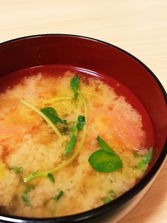 トマトと豆苗のお味噌汁♡-レシピのメイン写真